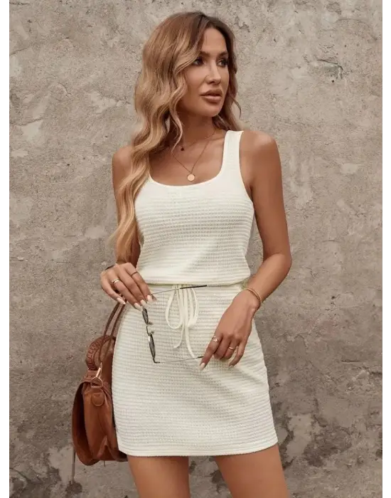 Kadın Askılı Kare Yakalı Belden Bağcıklı Triko Elbise