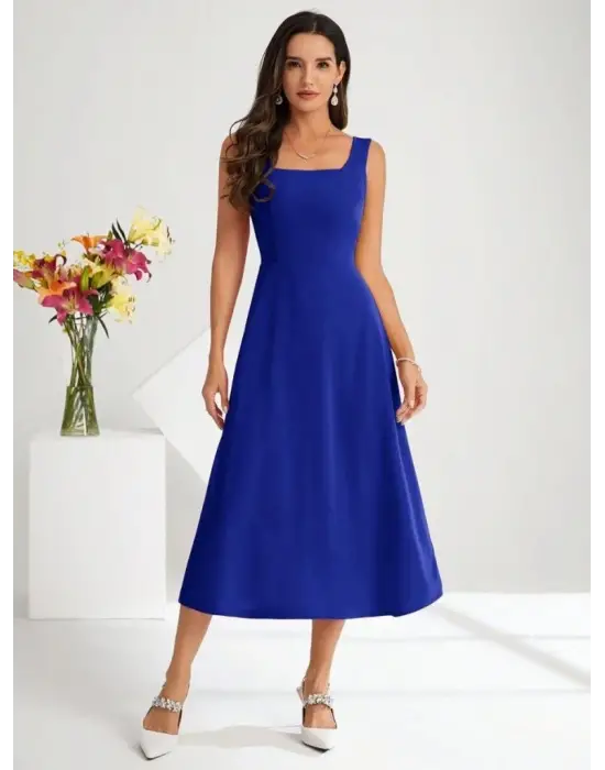 Omarı Kare Yakalı Midi Krep Elbise