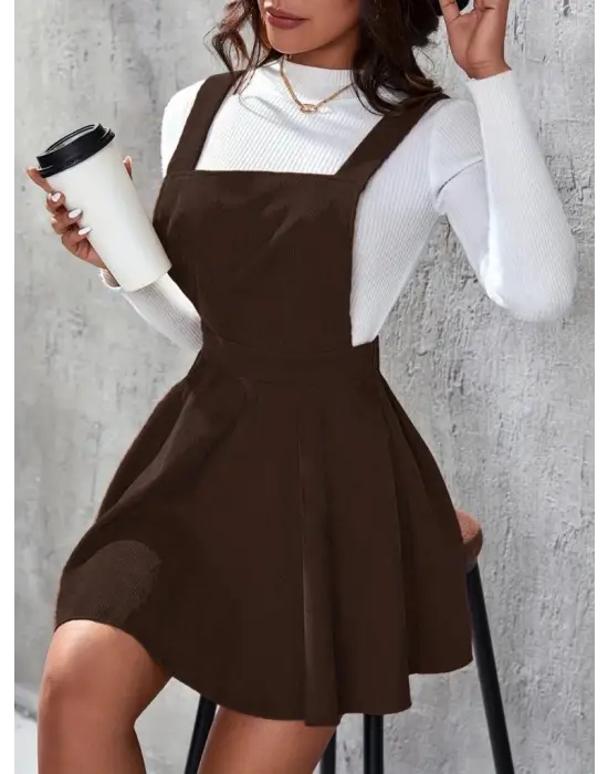 Kadın Askılı Sırttan çapraz Detaylı Kısa Kiloş Kadife Mini Elbise