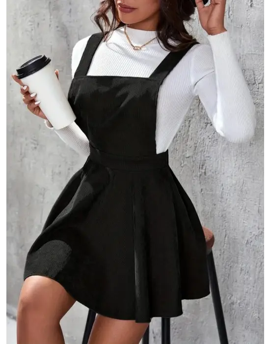 Kadın Askılı Sırttan çapraz Detaylı Kısa Kiloş Kadife Mini Elbise