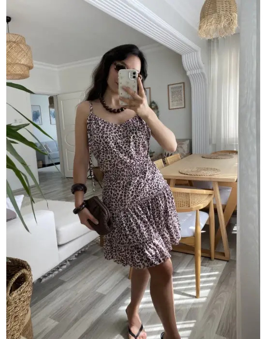 Omarı Trendy Leopar Desenli Beli Pileli Eteğe Sahip V Yaka Elbise