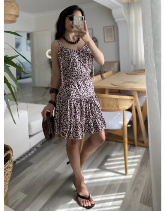 Omarı Trendy Leopar Desenli Beli Pileli Eteğe Sahip V Yaka Elbise