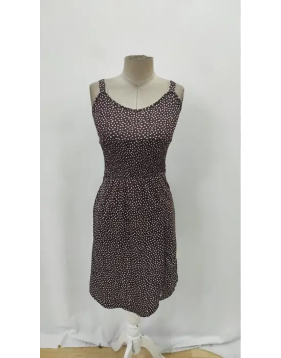 Omarı Şık ve Rahat Kadın Midi Elbise