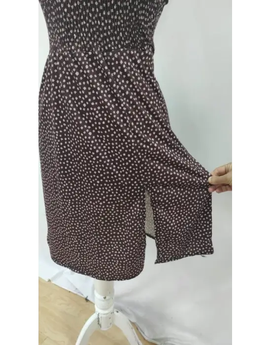 Omarı Şık ve Rahat Kadın Midi Elbise