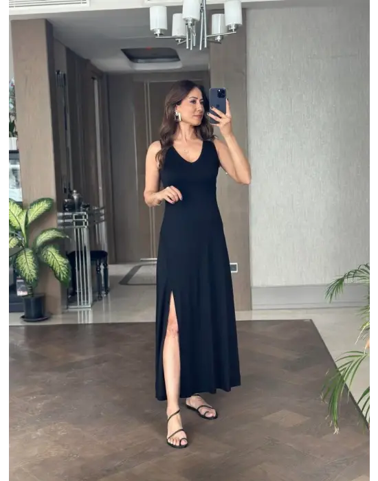 Kadın Askılı V Yakalı Yırtmaçlı Viskon Elbise