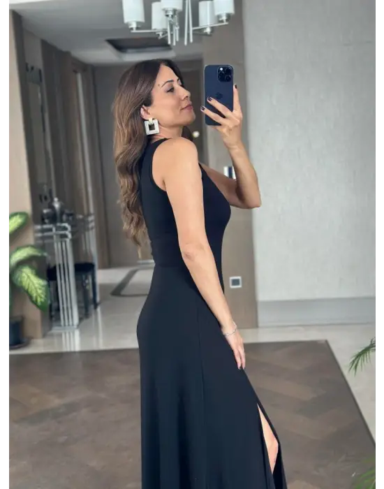 Kadın Askılı V Yakalı Yırtmaçlı Viskon Elbise