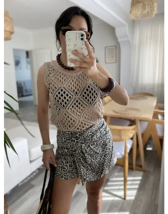 Kadın Askılı Yuvarlak Yaka Geometrik Desenli Triko Bluz