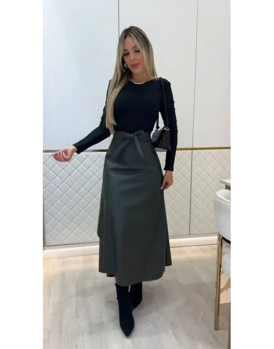 Kadın Belden Kuşaklı Uzun Deri Etek