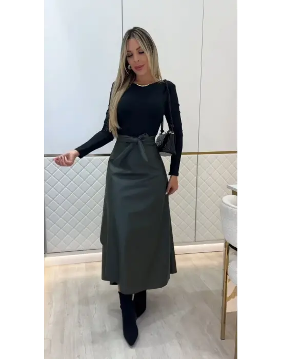 Kadın Belden Kuşaklı Uzun Deri Etek