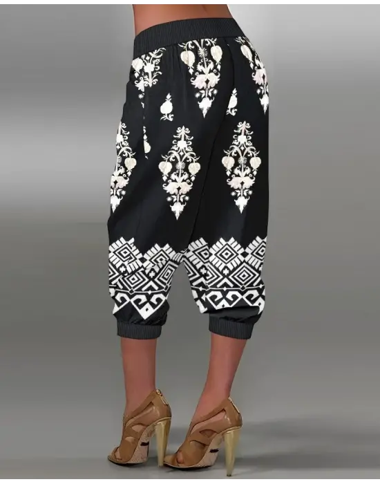 Omarı Etnik Desenli Beli Lastikli Kapri Pantolon