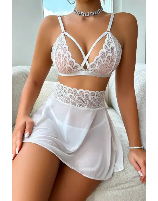 Omarı Beyaz Dantel Detaylı Etekli Takım