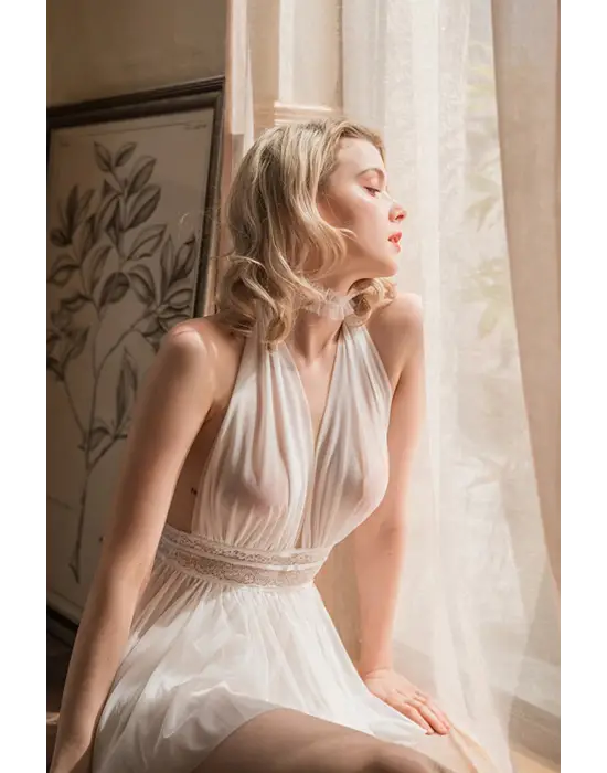 Omarı Beyaz Dantelli Sırtı Açık Gecelik Takım