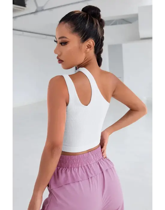 Omarı Tek Omuz Detaylı Beyaz Crop Top Bluz