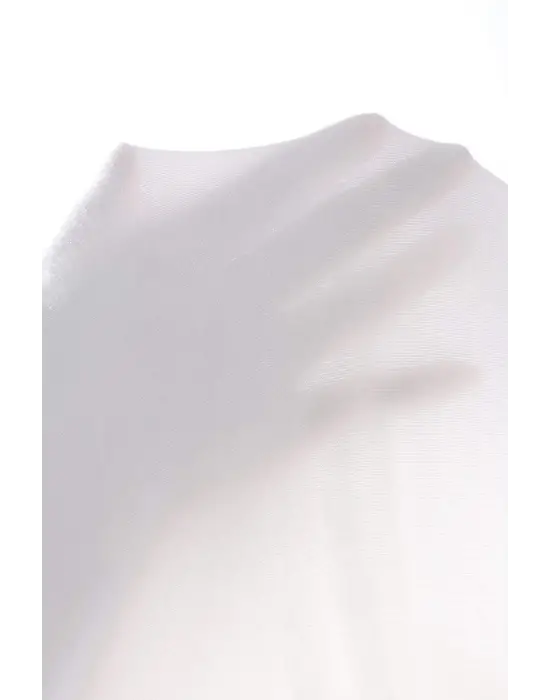 Omarı Tek Omuz Detaylı Beyaz Crop Top Bluz