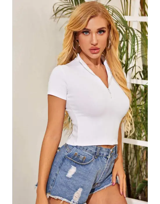 Omarı Beyaz Yarım Fermuarlı Crop Top Bluz