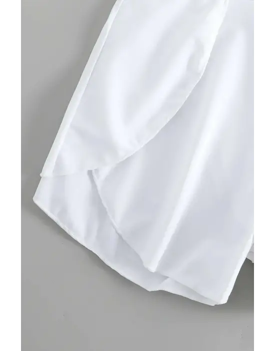 Omarı Beyaz Yırtmaçlı Deniz Şortu