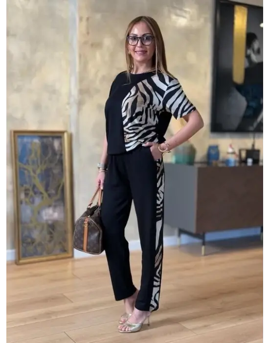 Kadın Bisiklet Yaka Kısa Kol Leopar Desen Bluz Ve Pantolon Ikili Takım