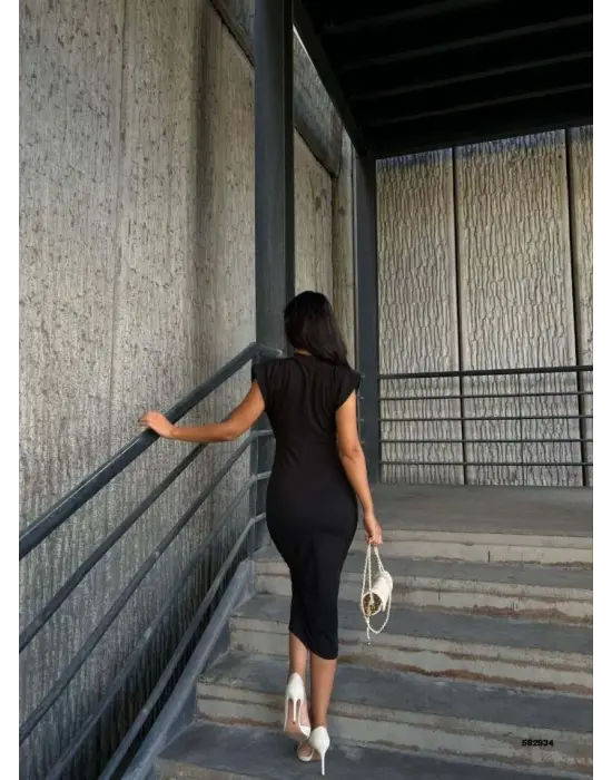 Kadın Bisiklet Yaka Vatkalı Broş Detay Kısa Kol Midi Boy Elbise