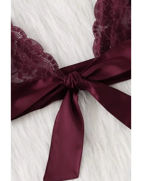 Omarı Dantelli ve Kurdelalı Kadın İç Çamaşır Takımı