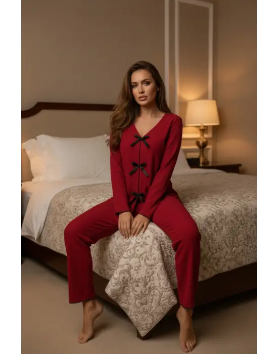 Kadın Bordo Fiyonklu İç Çamaşırı ve Uzun Kollu V Yaka Pijama Takımı 4lü Set