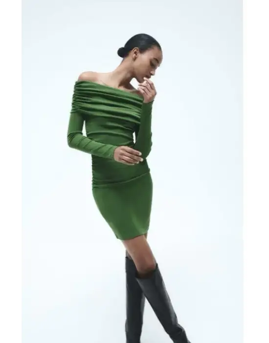 Omarı Büzgülü Madonna Mendil Yaka Mini Elbise