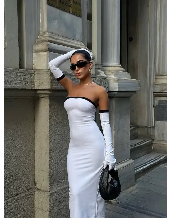 Omarı Şık Yırtmaç Detaylı Kadın Elbisesi