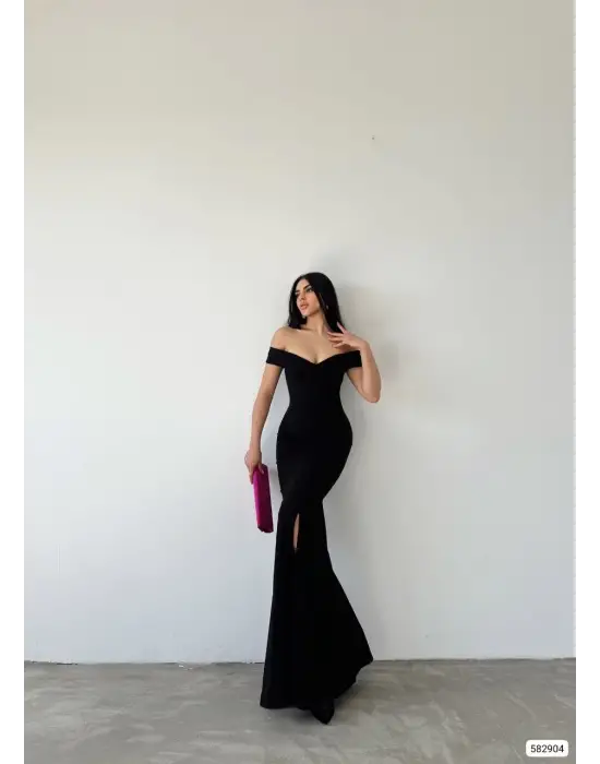 Omarı Dalgalı Kumaş Değerlendirmesiyle Zarif Elbise