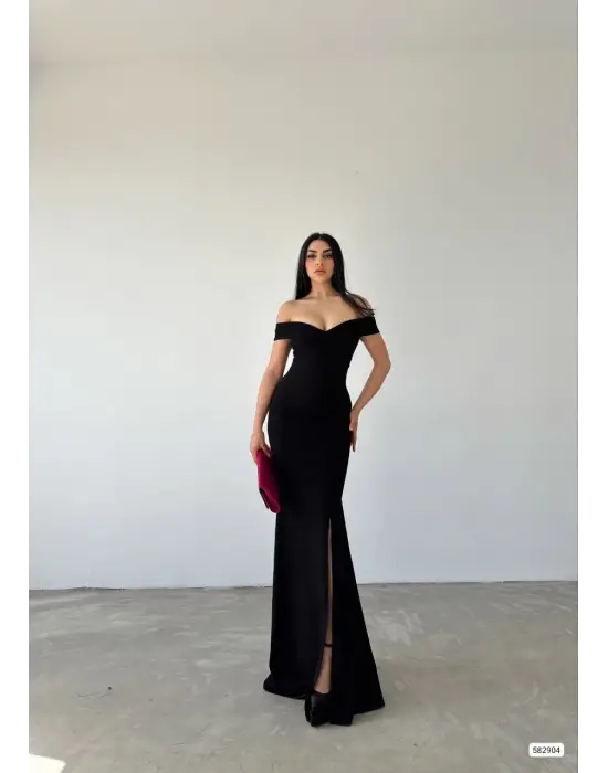 Omarı Dalgalı Kumaş Değerlendirmesiyle Zarif Elbise