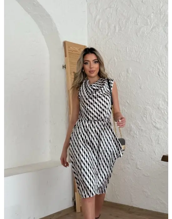 Omarı Degaje Yaka Saten Midi Elbise