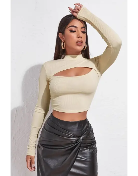 Omarı Ekru Göğüs Dekolteli Uzun Kollu Crop Top Bluz