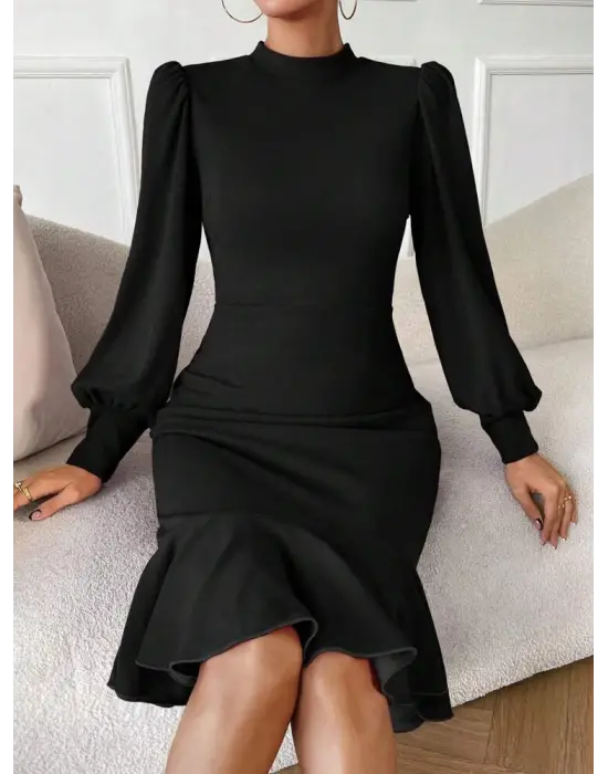 Omarı Zarif Fırfır Detaylı Yarı Balıkçı Yaka Elbise