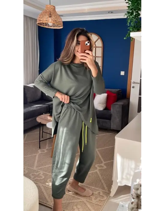 Kadın Iki Iplik Viskon Pamuk Kumaş Arma Detaylı Ikili Takım