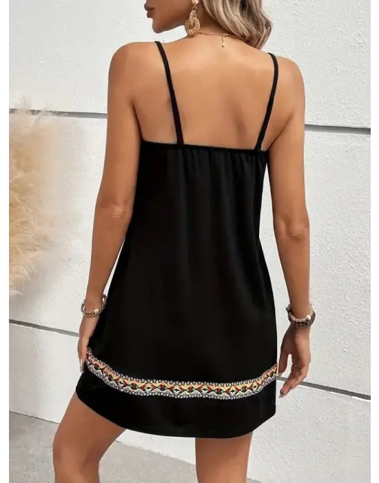 Kadın Ip Askılı V Yakalı Etnik Desenli Detaylı Elbise