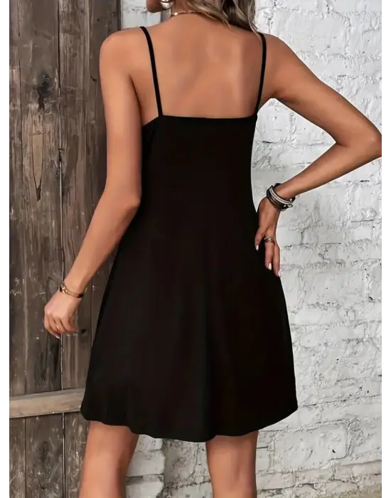 Kadın Ip Askılı V Yakalı Kısa Viskon Elbise