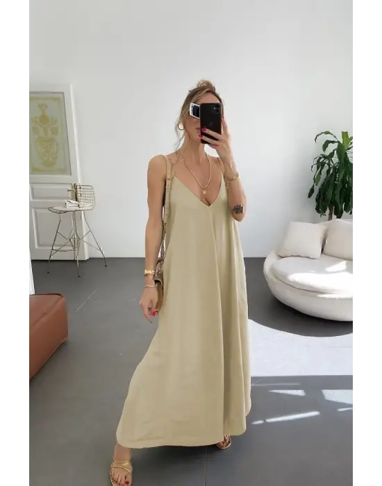 Omarı Şık ve Rahat Ip Askılı Uzun Elbise