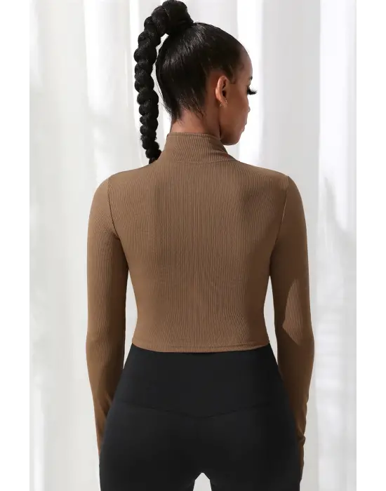 Omarı Kahverengi Uzun Kol Dik Yaka Crop Top Bluz