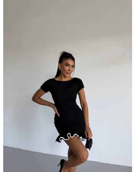 Kadın Kayık Yaka Kısa Kollu Eteği Olan Detay Dalgıç Kumaş Mini Elbise