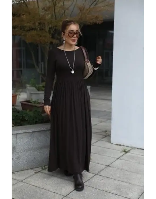 Kadın Kayık Yaka Sırt Dekoltesi Ve Yırtmaç Detay Maxi Boy Elbise