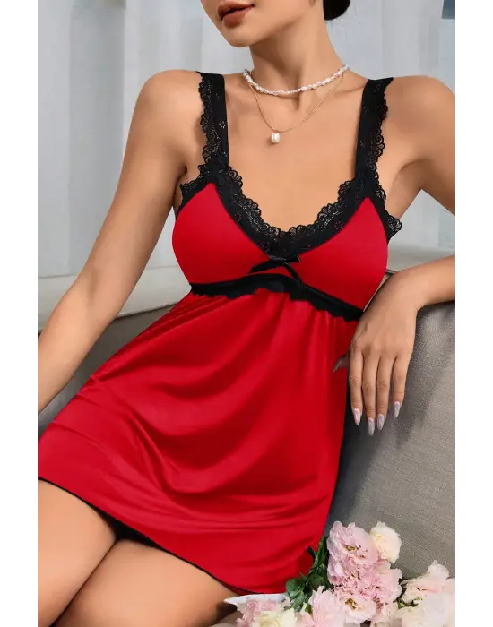 Omarı Şık Kırmızı Dantel Gecelik Takımı