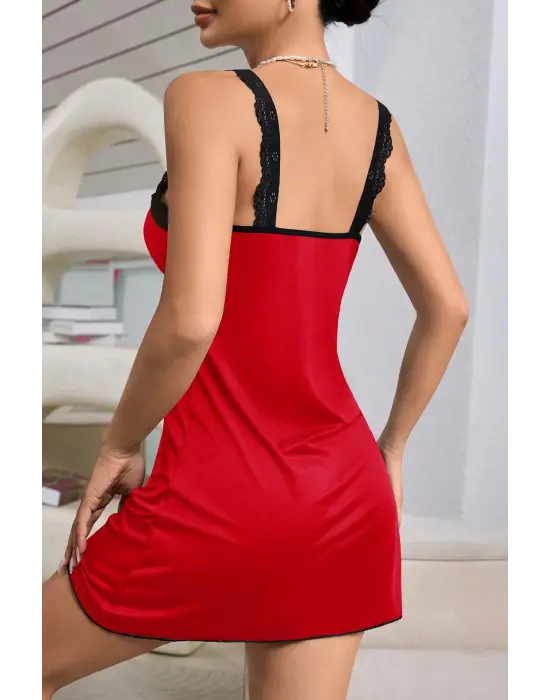 Omarı Şık Kırmızı Dantel Gecelik Takımı