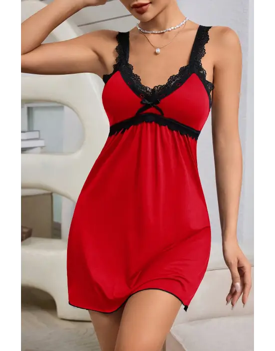 Omarı Şık Kırmızı Dantel Gecelik Takımı