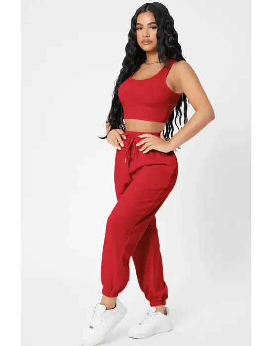 Omarı Kadın Kırmızı Jogger Eşofman Altı ve Crop Top Bluz Seti