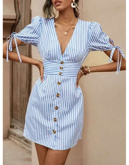 Omarı Şık Kruvaze Yaka Kısa Elbise