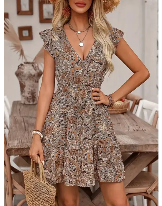 Omarı Şık Desenli Kadın V Yakalı Fırfır Kol Detaylı Elbise