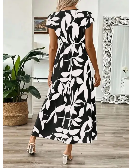 Omarı Desenli Kısa Elbise Kelebek Kollu Kruvaze Yaka Moda Trendi