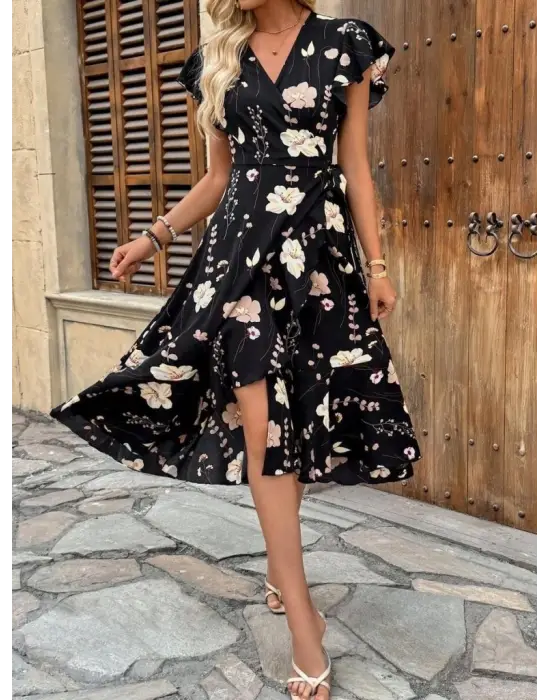 Omarı Şık Kadın Kısa Kollu Belden Kuşaklı Elbise