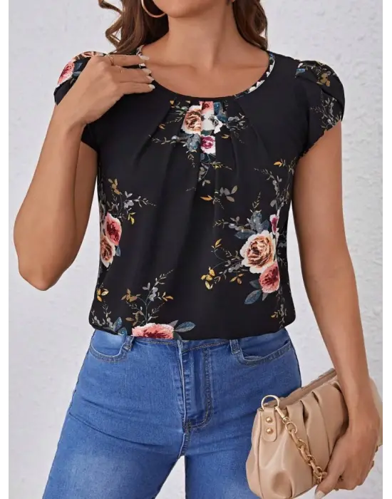 Omarı Şık Çiçek Desenli Kadın Kısa Kollu Bluz
