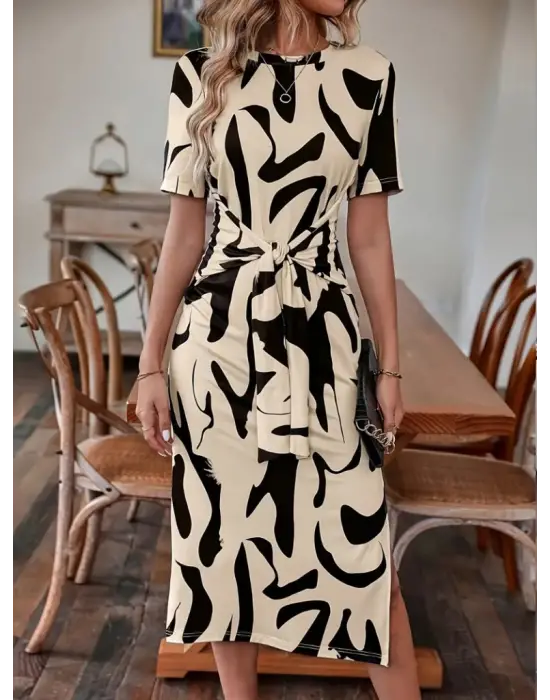 Kadın Kısa Kollu Bisiklet Yaka Desenli Belden Bağlamalı Yandan Yırtmaçlı Süprem Elbise