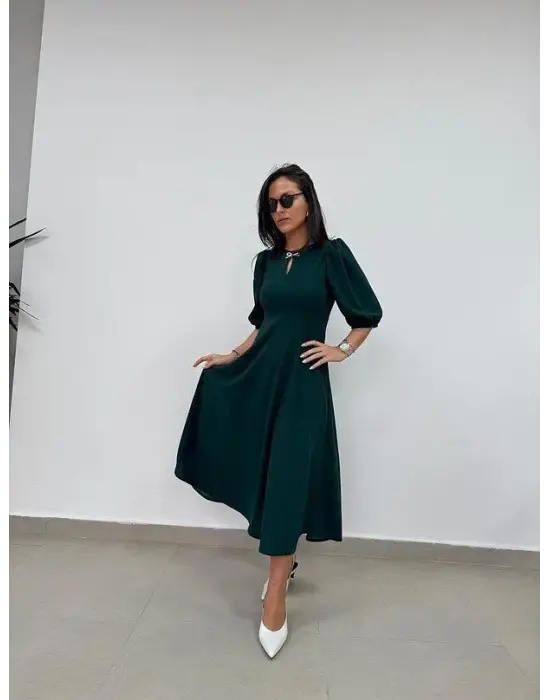 Omarı Zarif Fiyonk Detaylı Midi Elbise