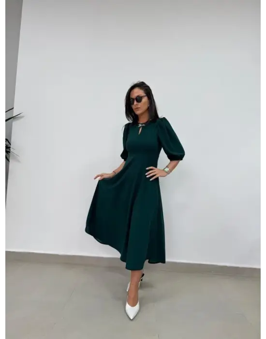 Omarı Zarif Fiyonk Detaylı Midi Elbise